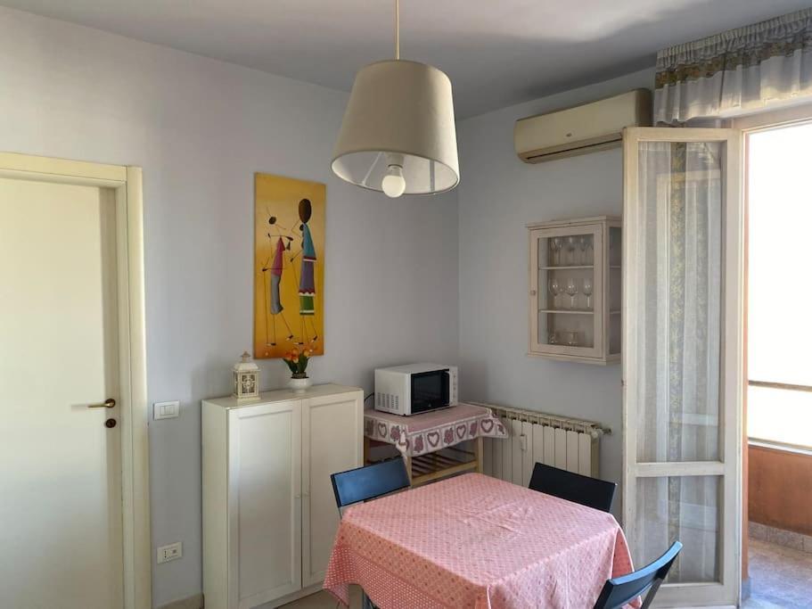 Bright Apt With Views And Terrace Флоренция Екстериор снимка